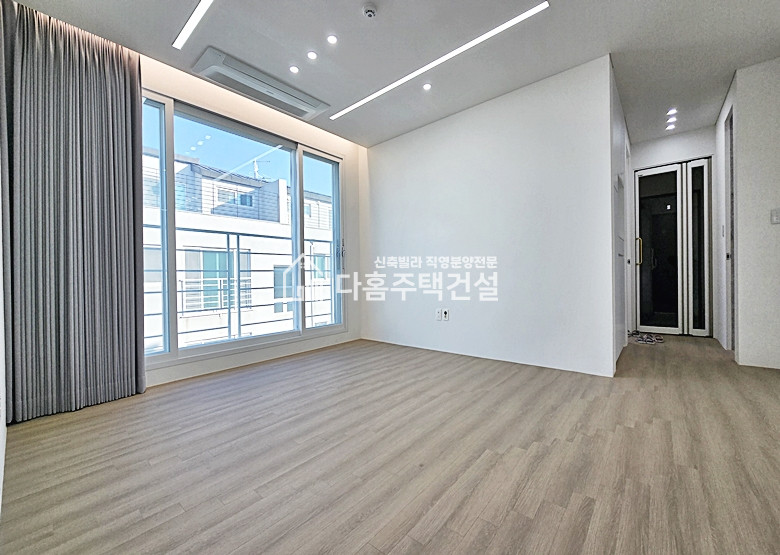 경기 고양일산동구 성석동 제이타운 [복층 Type] 넓은테라스 / 높은층고 분양 매물번호 11739 사진 3